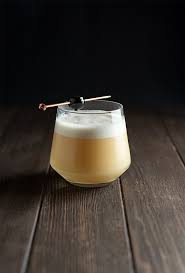 Classic Whiskey Sour Cocktail Recipe In 2020 Sour Cocktail Whiskey Sour Whiskey Sour Ingredients