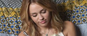 Two And A Half Men: Kommt Miley Cyrus für Gastrolle in Staffel 10?