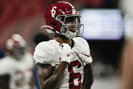 Mac jones, qb, alabama trevor lawrence, qb, clemson devonta smith, wr, alabama kyle trask, qb, florida. Bama Places 6 On Ap First Team