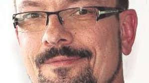 Polizei: SMS am Steuer ist so gefährlich wie Alkohol