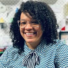 Melanie Arrowood's Instagram, Twitter & Facebook