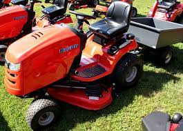 The mower deck ensures the best cut and a superior mowing performance. 2013 Simplicity Regent Ex Review Tractor News