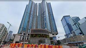 觀塘海濱花園 － 「反轉天橋底行動」 相片於2018年7月6日在觀塘海濱花園拍攝，並經過電腦修飾處理，僅供參考。 發展項目的周邊環境、建築物及設施會不時改變，賣方對發展項目周邊環境、建築物及設施並不作出不論明示或隱含之邀約、陳述、承諾或保證。 Gurt4ejkei884m