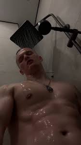 Слив Илья Милохин — слитые фото и видео 18+