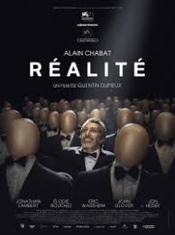 Un film che coglie tutta la disperazione dei tempi ma niente panico, nel cinema di dupieux la disperazione ha il senso dell'umorismo. Au Poste Film 2018 Moviemeter Nl
