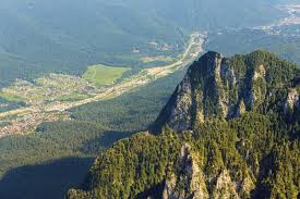 August 6, 2019 turism lasă un comentariu. Obiective Turistice In Prahova 10 Locuri Unde Merita Sa Opriti