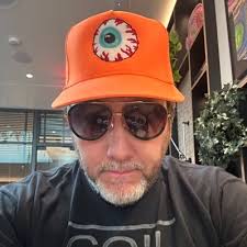 Crummy Gummy (@CrummyGummies)