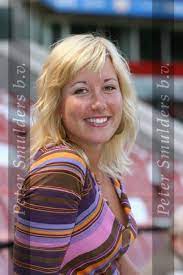 Catharina eline (carrie) ten napel (harderwijk, 10 februari 1980) is een nederlands sportjournaliste en presentatrice.ze is een dochter van evert ten napel. Fotoarchief Peter Smulders Bv