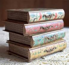50 Amazing Gifts For Book Lovers For 2020 Gift Ideas For Writers Book Lovers Gifts Large Jewelry Box Book Box