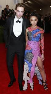 The couple called it quits in 2017 and twigs was most recently linked to shia labeouf. Robert Pattinson And Fka Twigs Romance Couple Enjoys Dinner Date Hold Each Other S Hands