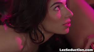 Sexy Darcie Dolce and Isabella Nice savor each others cunt juices -  sleazyneasy.com