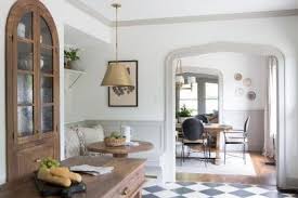 Today, we're going back to the gorgeous hot sauce house. Fixer Upper Behind The Design The Scrivano House Fixer Upper Behind The Design Hgtv