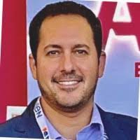 Daniel Michelena's Instagram, Twitter & Facebook