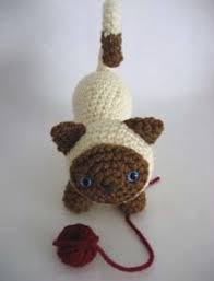 Gatito Amigurumi Patron Gratis En Espanol Para Descargar En Pdf Click En La Foto Del Gatito Gato Amigurumi Amigurumi Patrones Gratis Patron De Ganchillo Gato Aca les traigo la segunda parte de la vamos a aprender a hacer este gato amigurumi paso a paso, con la tecnica a crochet, veremos. pinterest