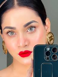 বসন্ত এসে গেছে 🌺, Get ready to slay the falgun vibes with a stunning  minimal makeup tutorial, featuring a bold red lip that will make your brown  skin pop!, Primer