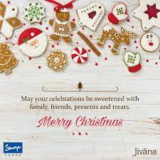 Tis The Season For Love Peace Happiness And Gifts And The Greatest Gift Of All Is Spending Time With Your F Sweet Christmas Merry Christmas Christmas Gifts