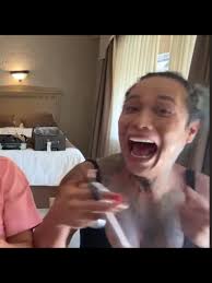 Wendy Guevara y Karina Torres: Humor Juntas en Acción