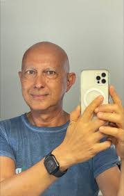 Shailesh Doshi's Instagram, Twitter & Facebook