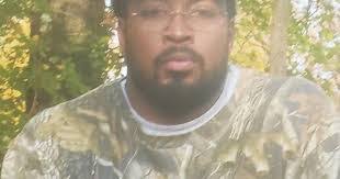 Darnell Hobbs's Instagram, Twitter & Facebook