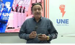 ICLEP - El periodista oficialista Bernardo Espinoza, acaba de anunciar en  la revista matutina Buenos días, desde el centro de generación energética,  que no se pronostican cortes de energía eléctrica para el