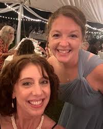 Lora Lynn's Instagram, Twitter & Facebook