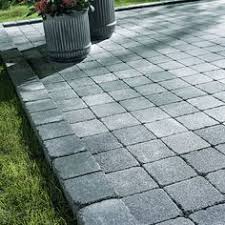Pave Antinea Nuance Gris 10 X 10 Cm Ep 3 7 Cm Castorama Terrasse Pave Paves Exterieur Dallage Exterieur