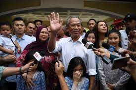 A pkr lawmaker believes that prime minister tan sri muhyiddin yassin is not a dictator, and that his good nature will lead him to eventually accept defeat and vacate his position. Muhyiddin S House A Hive Of Activity After Announcement The Star