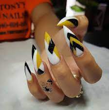 Pin By Frances On Stiletto Nails Stiletto Nails Stiletto Nails Designs Crazy Nails Stiletto Nail Art