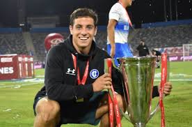 Clemente josé montes barroilhet is a chilean professional footballer who plays as a forward for chilean club universidad católica. Montes Agradece La Paciencia De Universidad Catolica La Roja Deportes