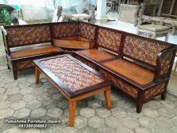 Ini rumus kursi yang ergonomis agar terhindar dari nyeri punggung bawah. Kursi Sudut Jati Ukiran Putushima Furniture