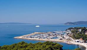 Mandatory wearing of protective masks. Wellnesshotels In Split Dalmatien Spa Dich Fit De