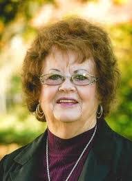 Lorene Cross's Instagram, Twitter & Facebook