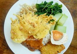 Resep lengkap bagaimana cara membuat pecel madiun kreasi chef tirta dapat dilihat di bawah. Masakan Sederhana