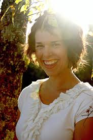 Alisha Reynolds's Instagram, Twitter & Facebook