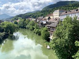 Vacation rentals in ybbs an der donau. Radweg Auf Einer Ehemaligen Eisenbahntrasse Radler Rast