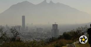 En la zona metropolitana de monterrey, en el estado de nuevo león, se activó la contingencia ambiental debido al aumento de contaminación durante las celebraciones de año nuevo. Alerta En Monterrey Condiciones Ambientales Adversas Por Polvo Del Sahara