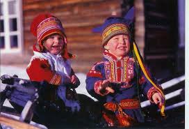 Finnland schlug dänemark nach der erschreckenden unterbrechung durch den erleichterung bei russland. Finland Lapland Klederdracht Kinderkleding Kleding