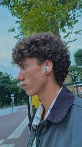 Dylan Devine's Instagram, Twitter & Facebook