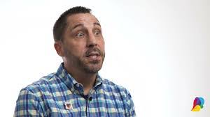 Robert Heidt's Instagram, Twitter & Facebook