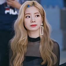 Dahyun Blonde Hair Kpop Kpop Girls Blonde Hair