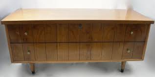 Lane hope chest getting to the after bought this at a flea market in jacksonville fl for 30 bucks. Pin On Awesome Vintage