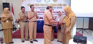 Check spelling or type a new query. Cetak Tenaga Paud Berkompeten Puluhan Guru Di Kudus Ikuti Diklat Berjenjang Dasar Isknews Com
