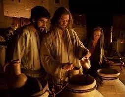 a verdade democrática: JESUS TRANSFORMA A ÁGUA EM VINHO