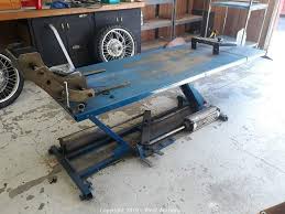 If you have any question about our range of motorcycle lifts or any products on our website please do not hesitate to call us. West Auctions Auction Complete Liquidation Of The Motorcycle Shop In Santa Rosa Ca Item K L Pneumatic Foot Operated Motorcycle Lift