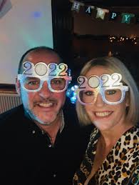 Happy New Year 🍾 What a fantastic New Years Eve party we had 🥳 Counting  in the new year doing Auld Lang Syne with a full club of customers, friends  and family