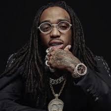 Loren Lowe's Instagram, Twitter & Facebook