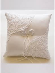 Se volete realizzare cuscini con forme particolari, preparate prima un. Cuscino Portafedi Economico Online Di Qualita