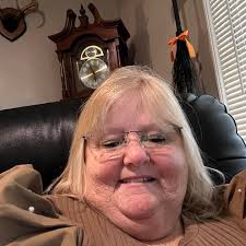 Easy crockpot steak! I make pepper steak in my slow cooker.