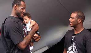 Lebron james' wife makes it her mission to provide some fashionable assistance to students at her alma mater, buchtel high school, through her i promise makeover campaign. News Und Geruchte