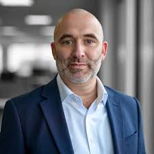 mentalhealthmatters #workplacewellness #therapydog #pawsatwork #teamspirit  #employeewellbeing #workplaceculture #stressrelief